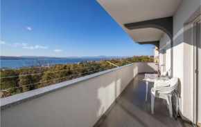  Two-Bedroom Apartment in Crikvenica  Цриквеница